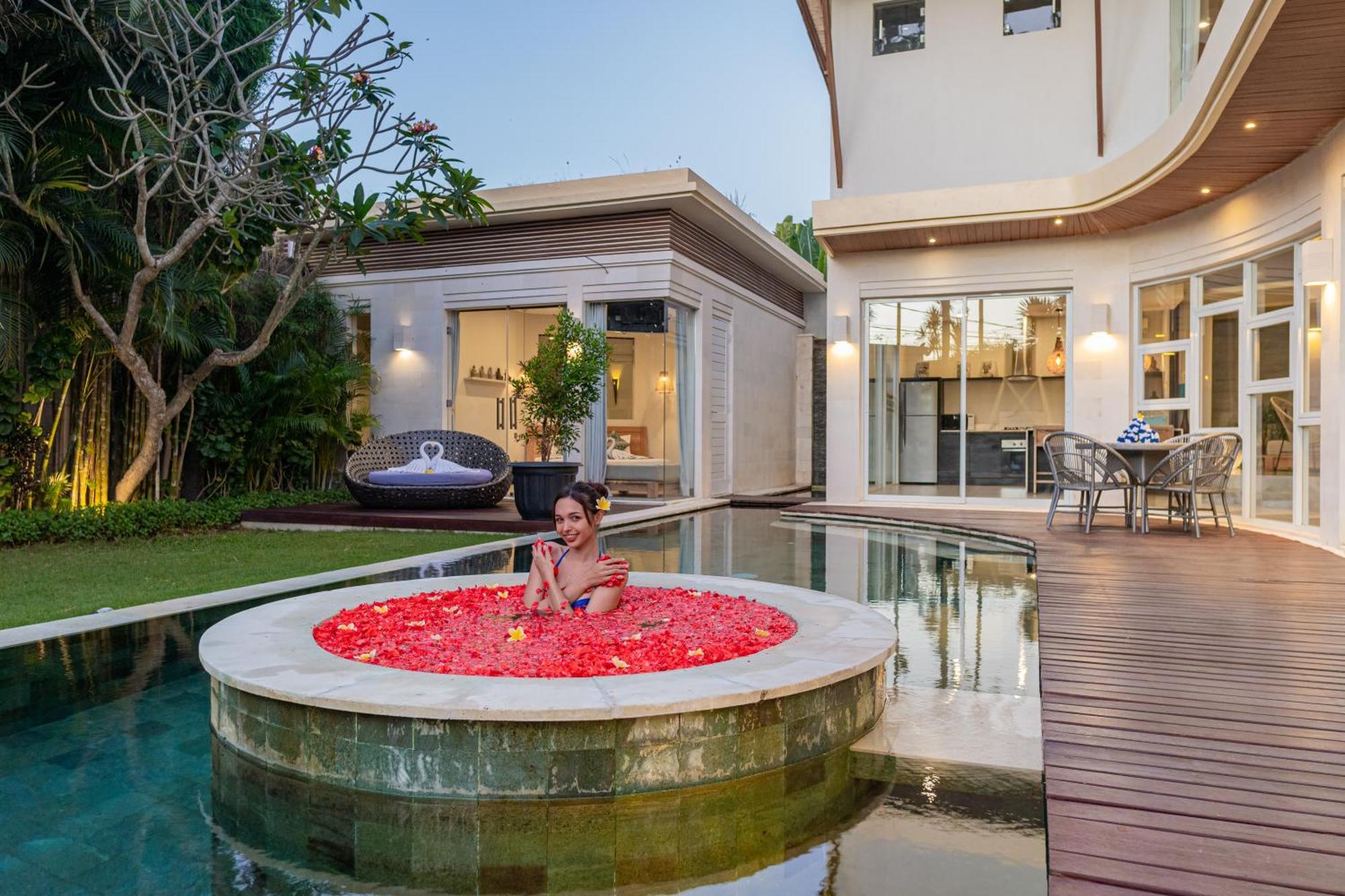 Luxury - Villa K - Central Seminyak Εξωτερικό φωτογραφία